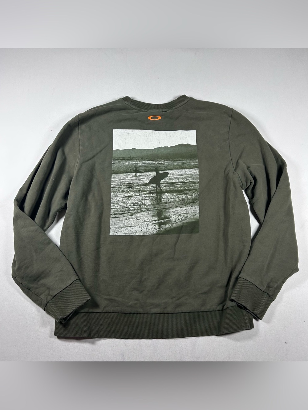 Vintage Oakley Y2K Center Logo Mens Large Olive 🫒 Green Sweatshirt Surf Art